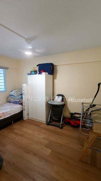 242 Hougang Street 22, S$ 3,200 /mo, 721 sqft, HDB - 1 Room