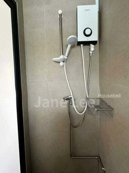 4 Bed Walk-up Apartment (Condo) for Sale in  319 Upper Paya Lebar Road, S$ 1,980,000, 1,250 sqft, 公寓 - Walk-up