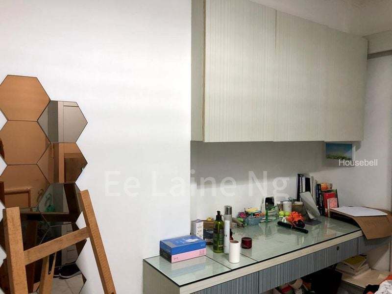 4-Room HDB for Room Rent: 81 Redhill Lane(4)