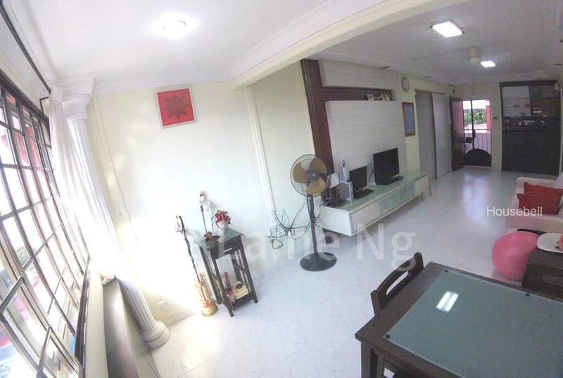 4-Room HDB for Room Rent: 81 Redhill Lane, S$ 1,150 /mo, 160 sqft, HDB - 4 A
