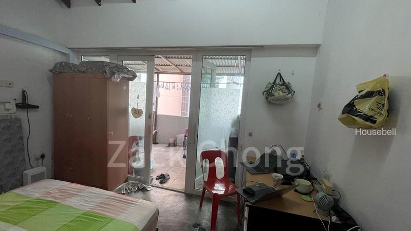 Walk-up for Room Rent: 783 Bukit Timah Road, Singapore 269760., S$ 1,999 /月, 300 sqft, 公寓 - Walk-up