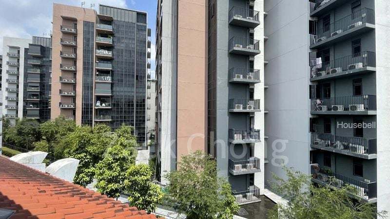 Walk-up for Room Rent: 783 Bukit Timah Road, Singapore 269760., S$ 1,999 /月, 300 sqft, 公寓 - Walk-up