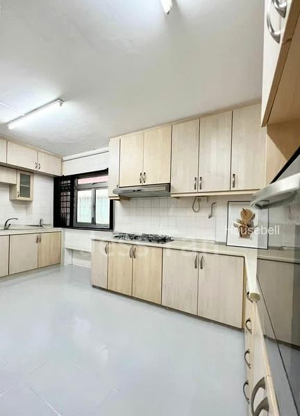 581 Pasir Ris Street 53, S$ 4,500 /mo, 1,593 sqft, HDB - Executive Apartment