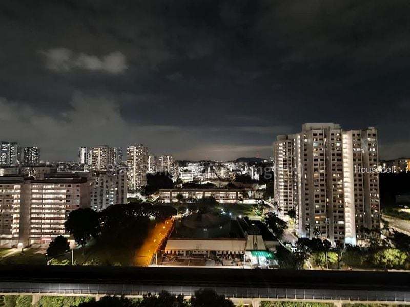 413 Commonwealth Avenue West, S$ 1,000 /mo, 200 sqft, HDB - 5 A