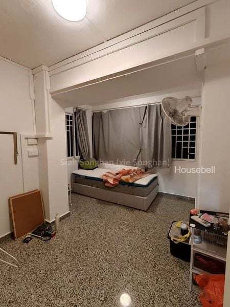 413 Commonwealth Avenue West, S$ 1,000 /mo, 200 sqft, HDB - 5 A