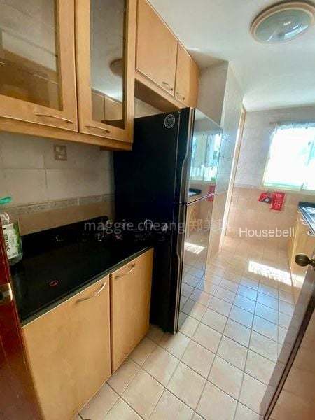 Yishun Emerald, S$ 3,700 /mo, 1,034 sqft, Condos - Condominium