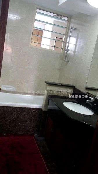Yishun Emerald, S$ 3,700 /mo, 1,034 sqft, Condos - Condominium