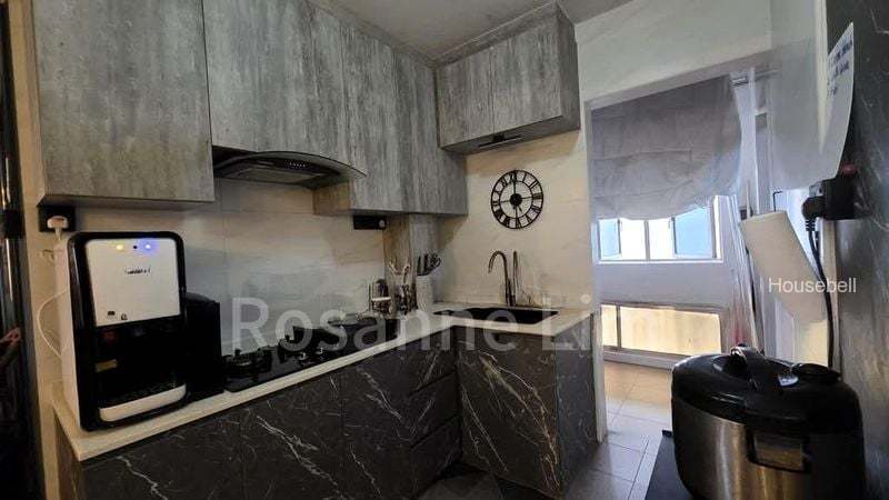 846 Jurong West Street 81(6)