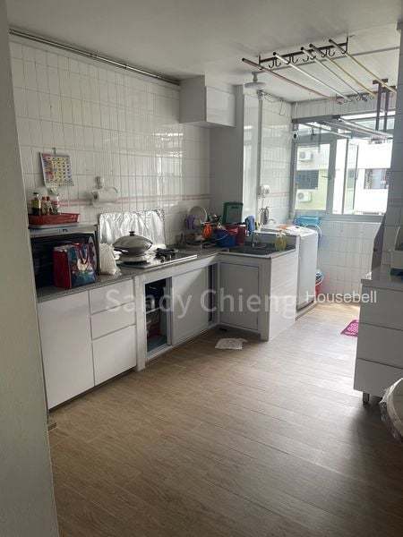 835 Jurong West Street 81(2)