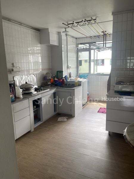 835 Jurong West Street 81(4)