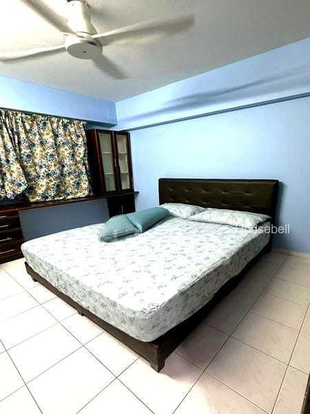 728 Yishun Street 71, S$ 470,000, 958 sqft, 组屋 - 4 S