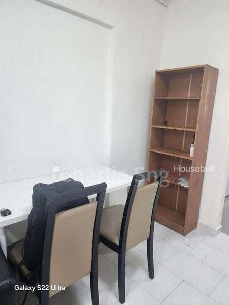329 Clementi Avenue 2, S$ 3,300 /mo, 700 sqft, HDB - 3 NG