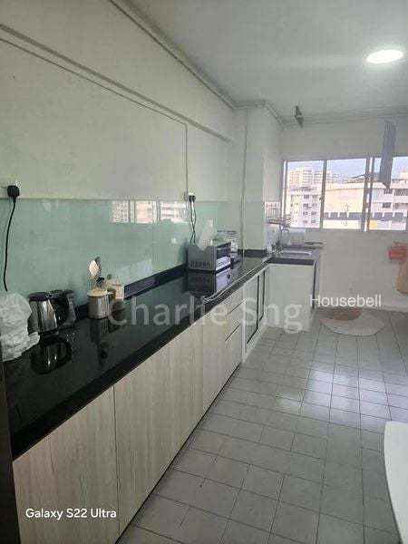 329 Clementi Avenue 2, S$ 3,300 /mo, 700 sqft, HDB - 3 NG