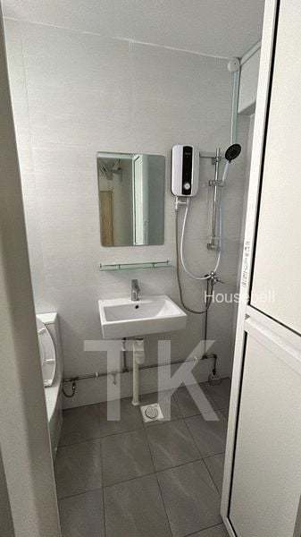 303 Woodlands Street 31(6)