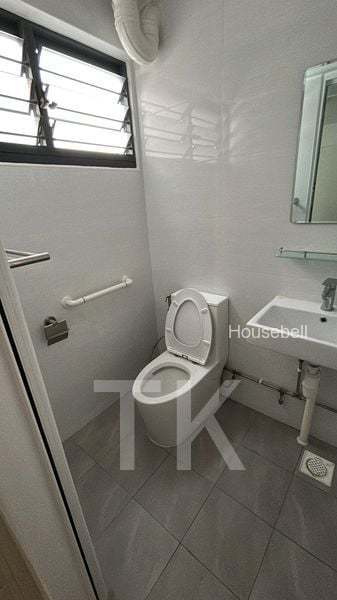 303 Woodlands Street 31(4)