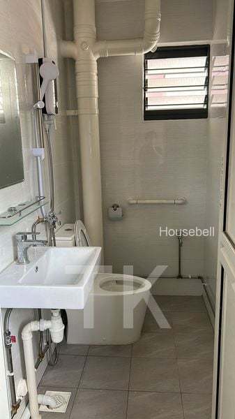 303 Woodlands Street 31(3)
