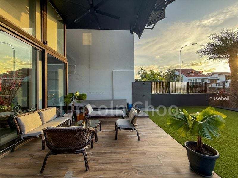 7+1 Bed Bungalow (Landed) for Sale in  Begonia Road(4)