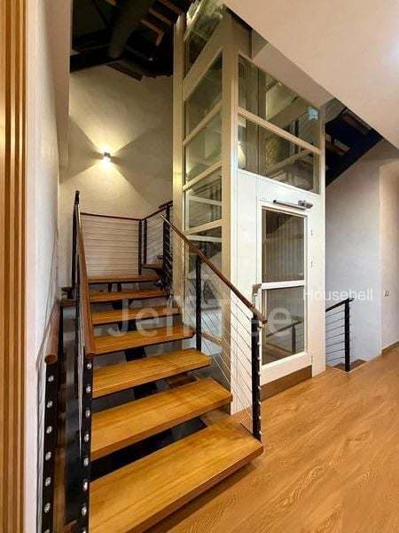 8 Bed Corner Terrace (Landed) for Sale in  Kerong Walk(1)