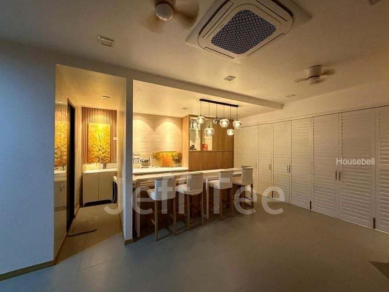 8 Bed Corner Terrace (Landed) for Sale in  Kerong Walk(2)