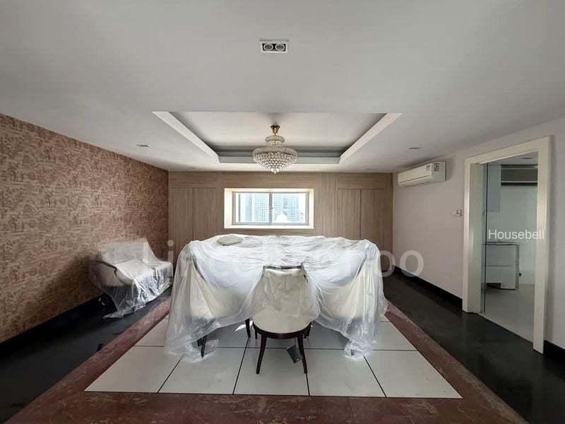 Beaverton Court(6)