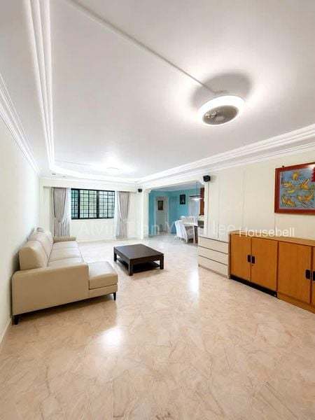 324 Tampines Street 32