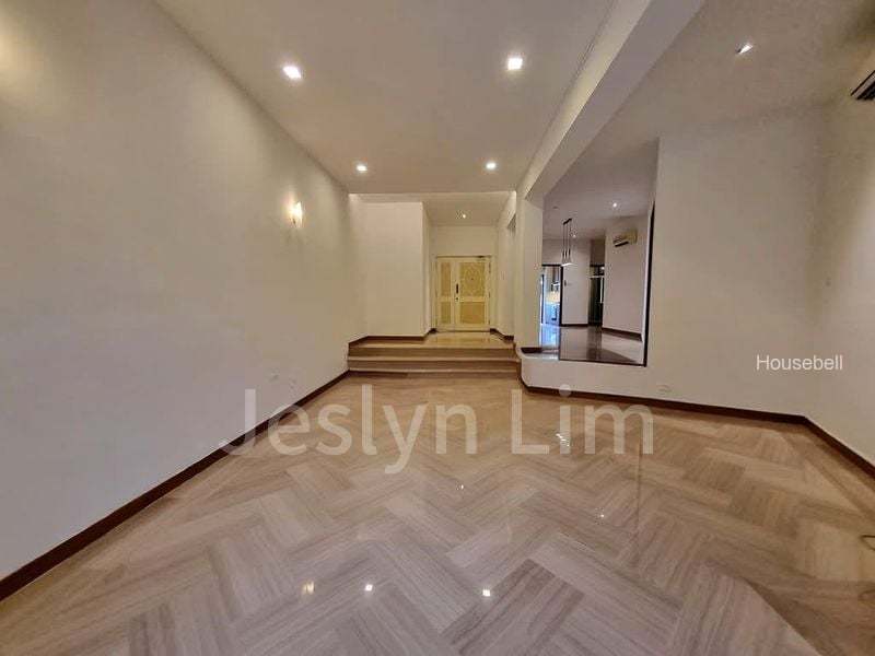 Orange Regency(5)