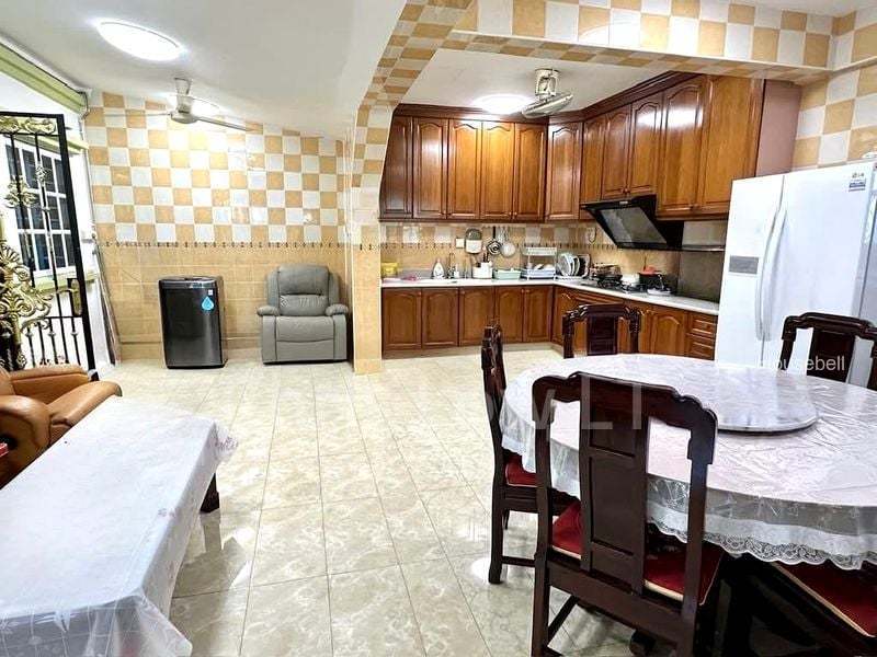 5 Bed Semi-Detached House (Landed) for Sale in  Mugliston Road, S$ 11,000,000, 5,573 sqft, 有地 - Semi-Detached House