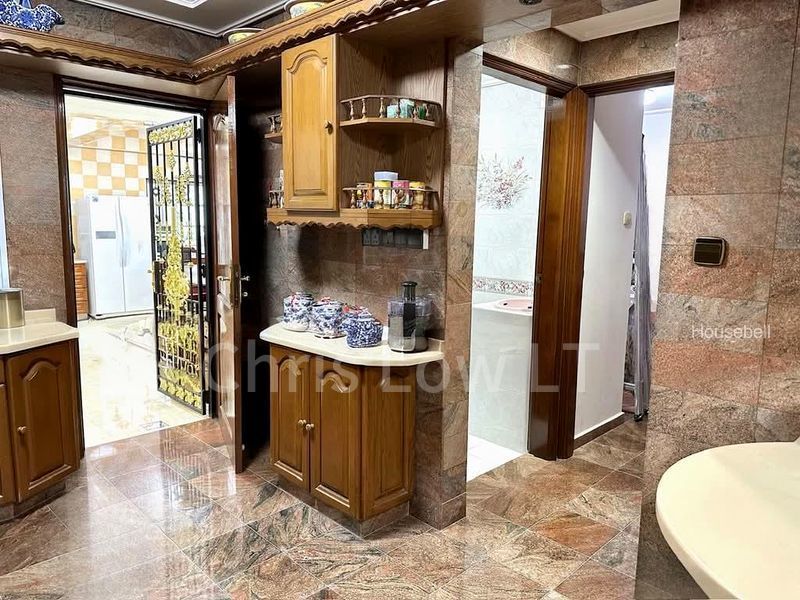 5 Bed Semi-Detached House (Landed) for Sale in  Mugliston Road, S$ 11,000,000, 5,573 sqft, 有地 - Semi-Detached House