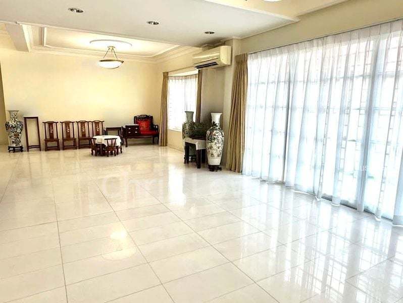 5 Bed Semi-Detached House (Landed) for Sale in  Mugliston Road(5)