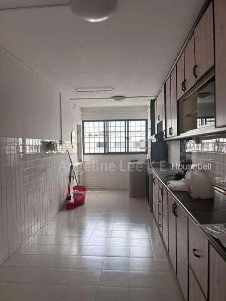 720 Yishun Street 71, S$ 600,000, 104 sqft, 组屋 - 4 A