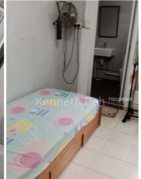 206 Petir Road, S$ 750 /mo, 300 sqft, HDB - 3 A