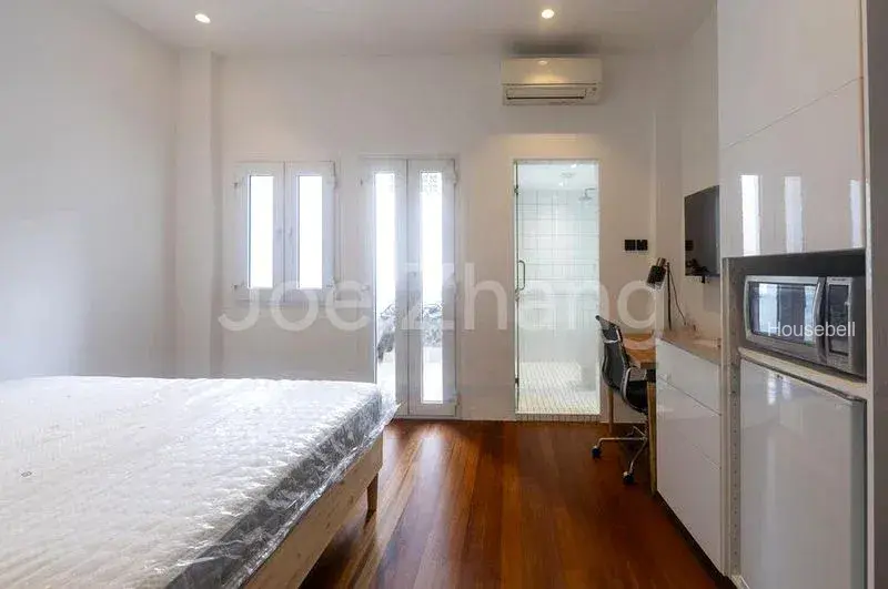 Shophouse for Room Rent: Tras Street.(5)
