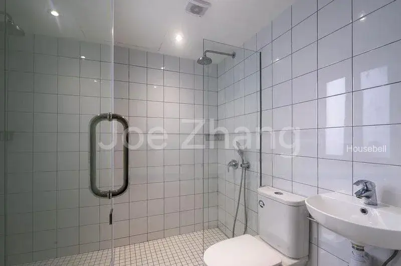 Shophouse for Room Rent: Tras Street.(3)