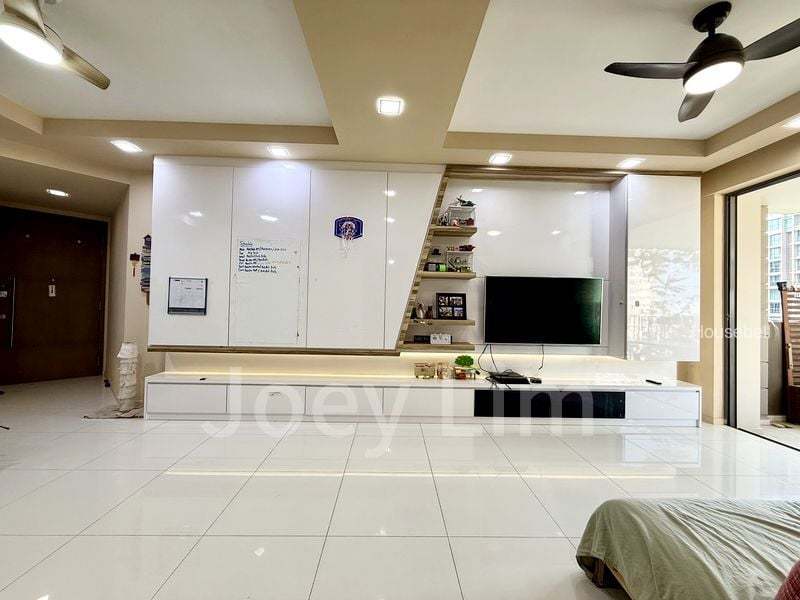 3 Bed Executive Condo for Sale in The Topiary