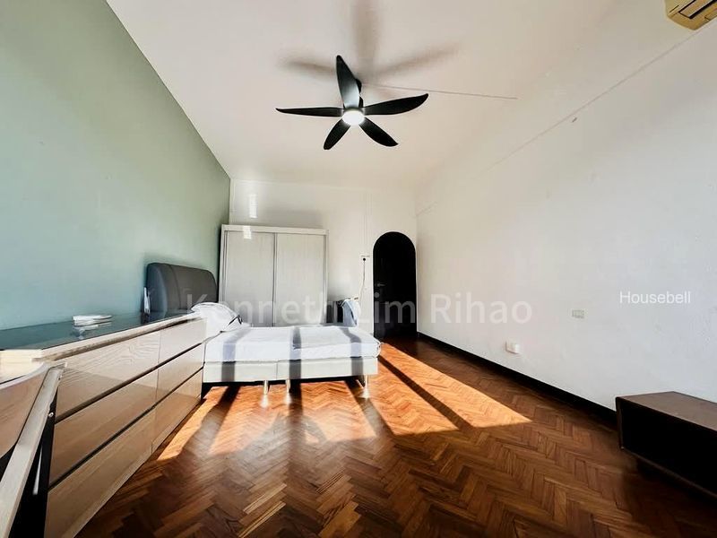 Eng Aun Mansion, S$ 1,950 /mo, 150 sqft, Condos - Apartment