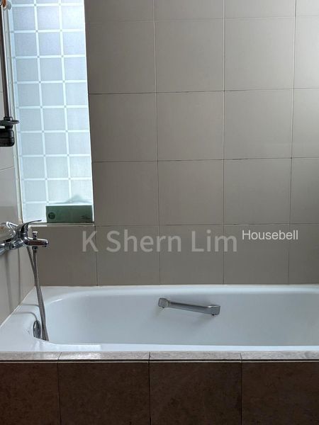 Lilydale, S$ 4,000 /mo, 1,238 sqft, Condos - Executive Condominium