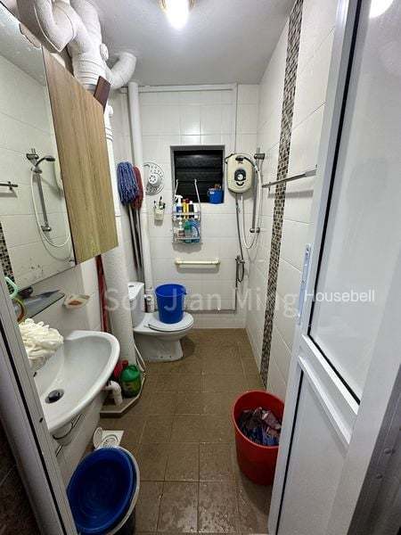 158 Woodlands Street 13, S$ 850 /月, 100 sqft, 组屋 - 4 A