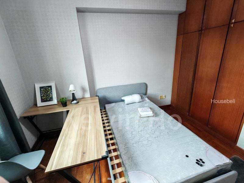 Westmere, S$ 1,350 /mo, 100 sqft, Condos - Executive Condominium