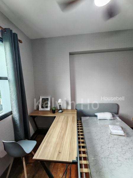 Westmere, S$ 1,350 /mo, 100 sqft, Condos - Executive Condominium