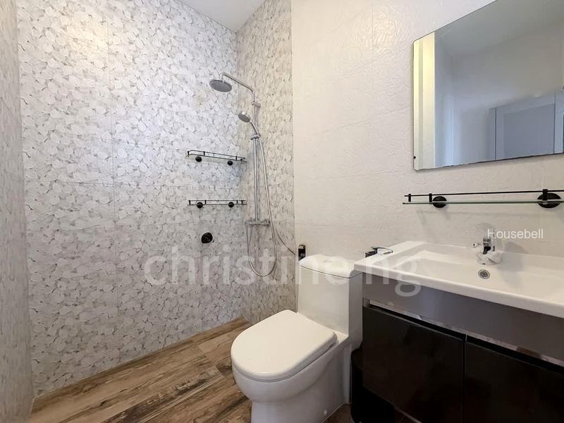 4 Room (4A) HDB for Sale in  482 Admiralty Link, S$ 697,550, 936 sqft, HDB - 4 A