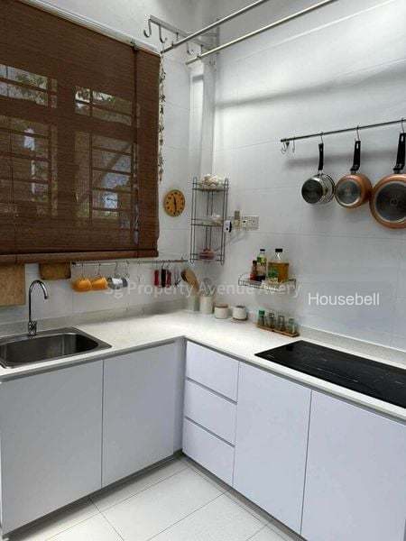 4 Bed Terraced House (Landed) for Sale in  Sin Ming Ville, S$ 4,300,000, 918 sqft, 有地 - Terraced House