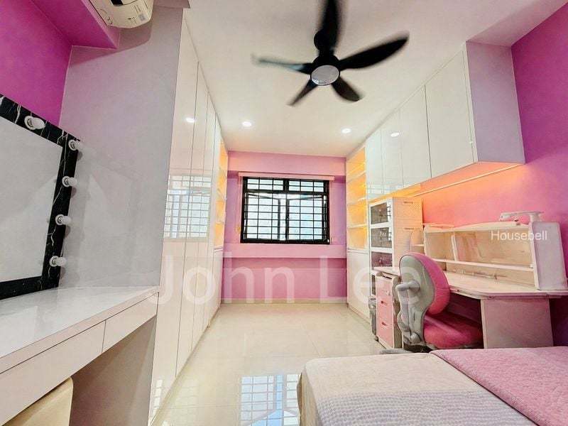 274B Jurong West Street 25, S$ 688,888, 1,356 sqft, HDB - Executive Apartment
