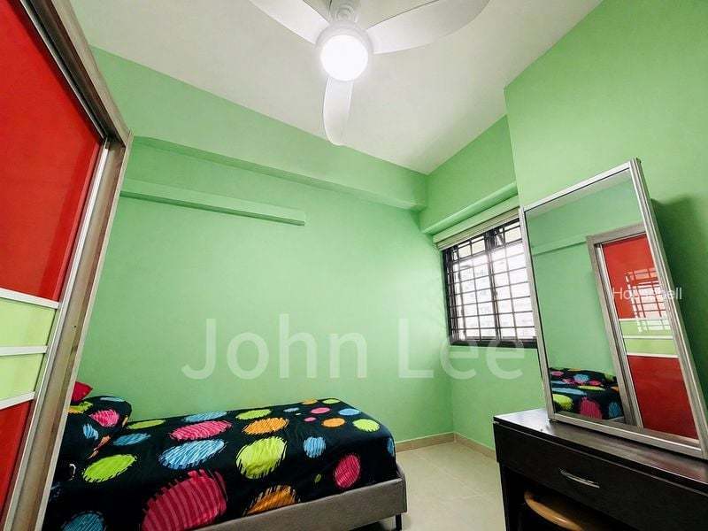 274B Jurong West Street 25, S$ 688,888, 1,356 sqft, HDB - Executive Apartment