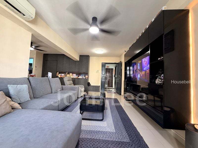 274B Jurong West Street 25, S$ 688,888, 1,356 sqft, HDB - Executive Apartment