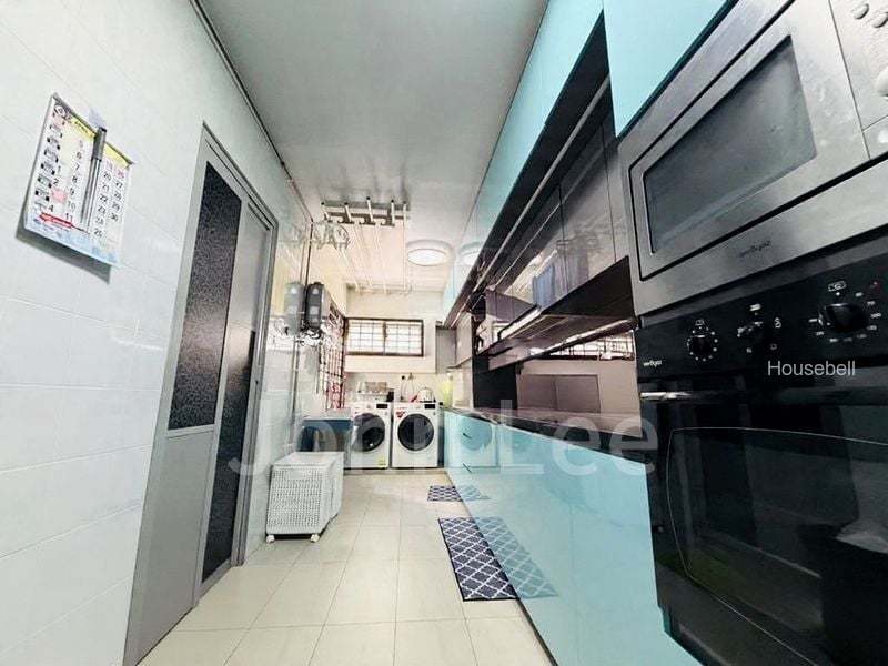 274B Jurong West Street 25, S$ 688,888, 1,356 sqft, HDB - Executive Apartment