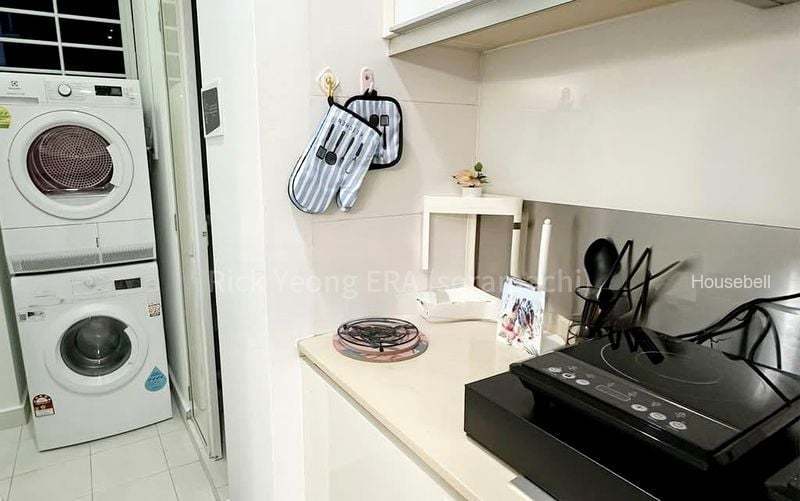 The Centris, S$ 2,500 /mo, 200 sqft, Condos - Condominium
