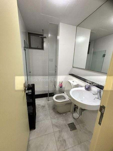 The Centris, S$ 2,500 /mo, 200 sqft, Condos - Condominium