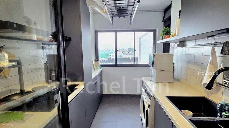 330 Bukit Batok Street 33(2)