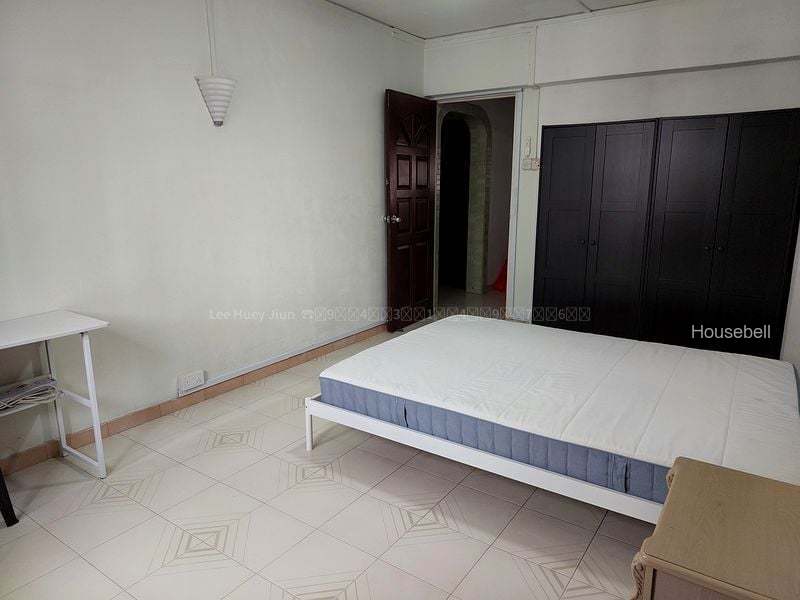 555 Jurong West Street 42(3)