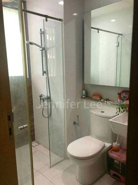 Eight Courtyards, S$ 3,500 /mo, 861 sqft, Condos - Condominium